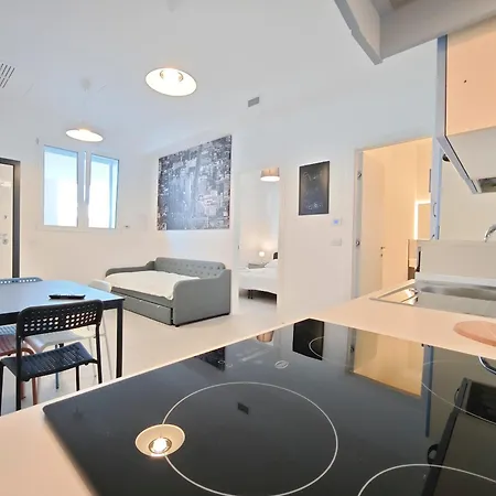 Isabelle House Apartment