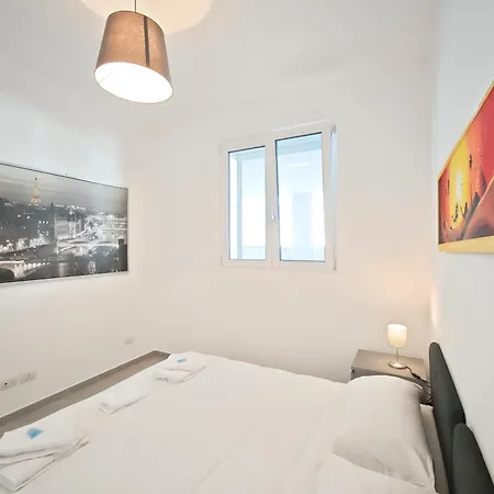 Isabelle House Apartment